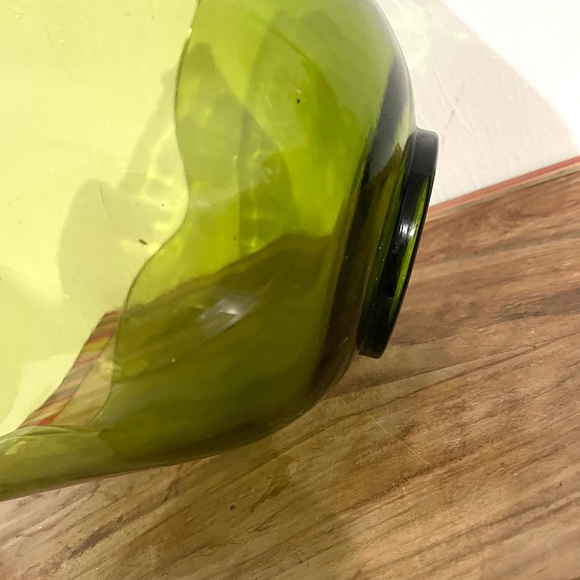 Vtg Avocado Green Tulip Rim Glass Bowl - Picture 4 of 9